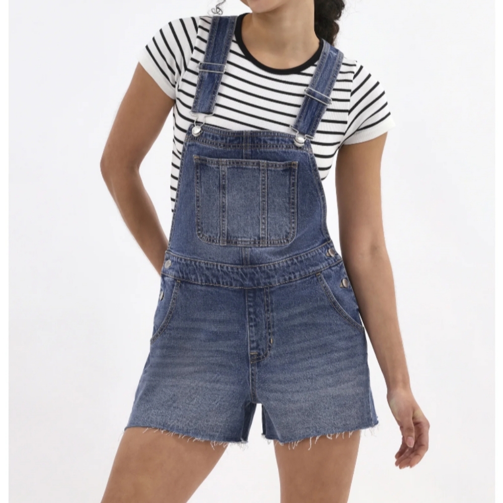 No Boundaries Women's Size XS (0-2) Denim Shortalls Medium Enzyme NWT Overalls